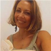 Offro lezioni di italiano per stranieri (sopratutto spagnoli) o lezioni di grammatica e letteratura italiana (medie e superiori)