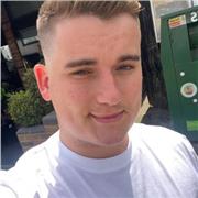 I’m a graduate Mechanical Engineer with experience tutoring maths and physics at GCSE and A Level. Based in London and remote.