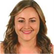 Profesional española con alto nivel de inglés, imparte clases de español online. Disponible también para traducciones y presentaciones, especializada en lenguaje de negocio y ciberseguridad