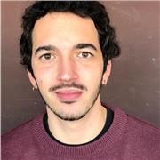 Laureando in Decorazione presso l'Accademia delle Belle Arti