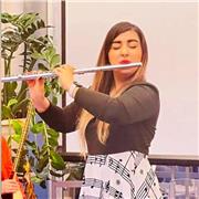 Je possède une solide maîtrise du langage musical, comprise comme l’ensemble des éléments structurants de la musique