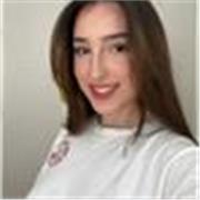 Estudiante de Traducción e Interpretación con ganas de transmitir conocimientos.