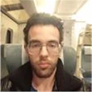 Profesor con titulación en bachillerato preparado para dar clases a todas las edades, ESO y colegio