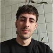 Sono un professore di Filosofia e Storia con due anni di servizio al liceo, mi offro per ripetizioni di materie umanistiche!