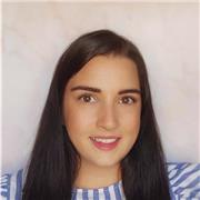 Maestra de Infantil con experiencia en clases de técnicas de estudio, inglés y yoga