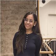 Experienced English tutor helping with schoolwork, fluency, and exam success