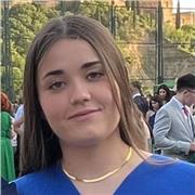 Estudiante del Grado en Farmacia que obtuvo un 13,6 en selectividad. Ofrezco clases de Química o matemáticas en Granada.