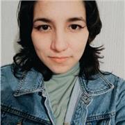 Profesora de idiomas imparte clases de inglés