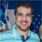Professor de Física, que ensina Matemática e Robótica Educacional