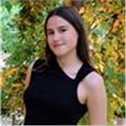 Profesora de inglés con experiencia apta para clases de todo nivel (C1). Experiencia con alumnos con dificultades de aprendizaje.