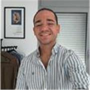 Profesor joven de matemáticas ESO y Bachillerato