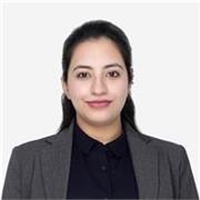 Qualified English Teacher: Dynamic Lessons Tailored to Individual Needs!