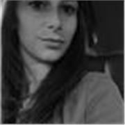 Laureata in lettere e insegnante di scuola primaria offre aiuto compiti per elementari e ripetizioni in ambito umanistico