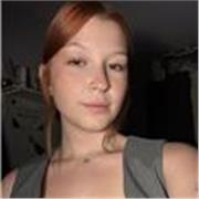 Soy estudiante de Estudios Hispánicos, tengo experiencia dando clases de apoyo de Lengua y Literatura. Me encanta enseñar.