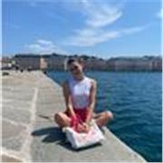 Offro lezioni private a bambini delle elementari in qualsiasi materia e a ragazzi delle medie e superiori in lingue straniere