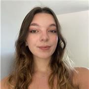 Cours d’anglais à distance, étudiante en psychologie