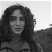 Psicologa e psicoterapeuta in formazione, con anni di esperienza nel tutoraggio individuale, offre lezioni a studenti in formazion