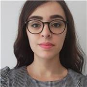 Laureata in psicologia clinica e della salute con maturità classica