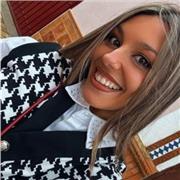 Apta para todo tipo de Edad. Con estudios.