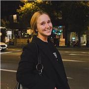 Profesora de física, química y matemáticas de todas las edades. Principalmente de bachillerato.