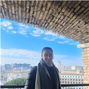 Offro ripetizioni e aiuto compiti per studenti di scuole medie e superiori in discipline umanistiche