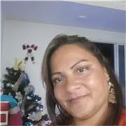 profesora de educación básica primaria con énfasis en medio ambiente, con experiencia en clases virtuales