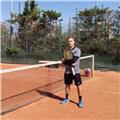 Profesor de tenis con experiencia y titulación oficial (nivel 2)
