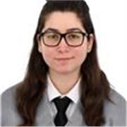 Soy estudiante de C2 de inglés, por lo que puedo echar una mano con niveles inferiores