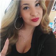 Laureata in Mediazione Linguistica e Culturale presso L'Orientale di Napoli offre lezioni individuali di Inglese