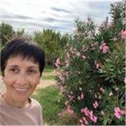 Profesora de matemática y física, con 12 años de experiencia, ofrece clases particulares para niños y adolescentes.