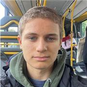 studente presso l’università statale di milano al 1° anno di chimica industriale