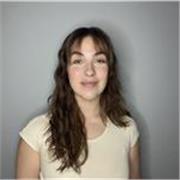 Soy Actriz con gran dominio del idioma y la cultura. Llevo 4 años trabajando dando clases de danza e idiomas. 