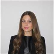 Maestra titulada en técnico superior en educación infantil, formándome en grado universitario de educación infantil. 