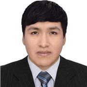 Estudiante universitario brinda clases particulares