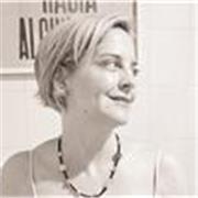 Correctora literaria imparte clases de lengua y literatura. Primaria y secundaria