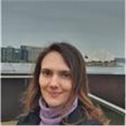 Insegnante aiuto compiti laureata magistralmente in Scienze Storiche con esperienza in scuola bilingua e certificazione TOEFL C2