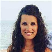Professora natural da Florida dá aulas de inglês online e presencias para todos os níveis e idades