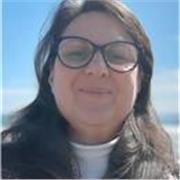 Sono Paola Arieti, psicologa, insegnante di ruolo, esperta in coaching, sostegno psicologico e orientamento professionale