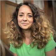 Interaktiver und kreativer Englischunterricht mit Montessori-Ansatz