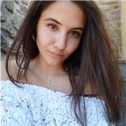 Studentessa universitaria in Engineering and management interessata a fare lezioni di inglese a ragazzi delle scuole medie e superiori