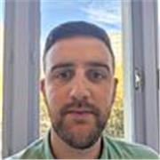 Ingeniero de Caminos ejerciendo actualmente con vocación por la enseñanza y el aprendizaje