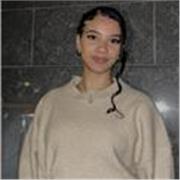 Jugadora de baloncesto con 4 años de experiencia. Ofrezco clases particulares para enseñar y mejorar habilidades. 
