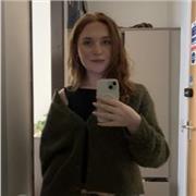 I am a native English speaker who is bilingual and has learnt another language myself, understanding a new learners needs