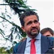 Profesor con experiencia de más de 20 años tanto en Educación Primaria como ESO  Bachillerato (Lengua Castellana y Literatura)