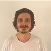 Étudiant passionné par l'enseignement