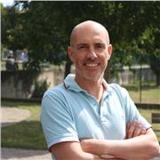 Insegnante responsabile di corsi L2 nella scuola superiore