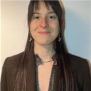 Etudiante en sciences de l'éducation donne des cours particuliers.