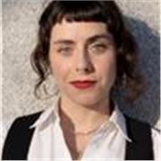 Profesora de bellas artes y teatro para todas las edades, especialmente niñxs