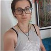 English tutor providing engaging lessons to children and adults