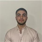 Tengo 21 años y durante toda mi vida he ayudado a otros niños más pequeños que yo, incluyendo mi hermano, a hacer deberes y tareas